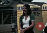 Standbild Vietnamesische Flüchtlinge Kinder spielen Florida United States USA, 1975, aus Sekunde 58 historischem Filmmaterial Videoclip 65675050953