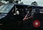 Standbild Vietnamesischer Flüchtling Abfahrt Zentrum Florida United States USA, 1975, aus Sekunde 34 historischem Filmmaterial Videoclip 65675050955