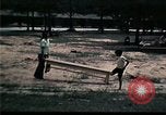 Standbild Vietnamesischer Flüchtling Abfahrt Zentrum Florida United States USA, 1975, aus Sekunde 37 historischem Filmmaterial Videoclip 65675050955