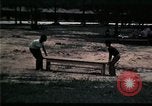 Standbild Vietnamesischer Flüchtling Abfahrt Zentrum Florida United States USA, 1975, aus Sekunde 44 historischem Filmmaterial Videoclip 65675050955