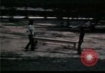 Standbild Vietnamesischer Flüchtling Abfahrt Zentrum Florida United States USA, 1975, aus Sekunde 48 historischem Filmmaterial Videoclip 65675050955