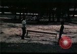 Standbild Vietnamesischer Flüchtling Abfahrt Zentrum Florida United States USA, 1975, aus Sekunde 52 historischem Filmmaterial Videoclip 65675050955