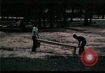 Standbild Vietnamesischer Flüchtling Abfahrt Zentrum Florida United States USA, 1975, aus Sekunde 55 historischem Filmmaterial Videoclip 65675050955