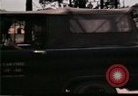 Standbild Vietnamesischer Flüchtling Processing Center in Eglin Air Force Base Florida United States USA, 1975, aus Sekunde 17 historischem Filmmaterial Videoclip 65675050957