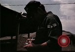 Standbild Vietnamesischer Flüchtling Processing Center in Eglin Air Force Base Florida United States USA, 1975, aus Sekunde 23 historischem Filmmaterial Videoclip 65675050957