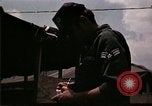 Standbild Vietnamesischer Flüchtling Processing Center in Eglin Air Force Base Florida United States USA, 1975, aus Sekunde 26 historischem Filmmaterial Videoclip 65675050957