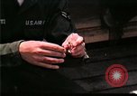 Standbild Vietnamesischer Flüchtling Processing Center in Eglin Air Force Base Florida United States USA, 1975, aus Sekunde 28 historischem Filmmaterial Videoclip 65675050957