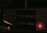 Standbild Vietnamesischer Flüchtling Processing Center in Eglin Air Force Base Florida United States USA, 1975, aus Sekunde 52 historischem Filmmaterial Videoclip 65675050957