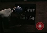 Standbild Vietnamesischer Flüchtling Processing Center in Eglin Air Force Base Florida United States USA, 1975, aus Sekunde 58 historischem Filmmaterial Videoclip 65675050957