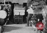 Immagine di Fabbrica di Indumento United States USA, 1920, secondo 5 filmato di repertorio 65675050983
