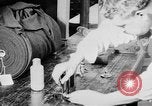 Immagine di Fabbrica di Indumento United States USA, 1920, secondo 27 filmato di repertorio 65675050983