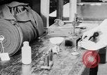 Immagine di Fabbrica di Indumento United States USA, 1920, secondo 34 filmato di repertorio 65675050983