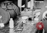 Immagine di Fabbrica di Indumento United States USA, 1920, secondo 40 filmato di repertorio 65675050983