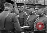 Immagine di Infermieri militari e soldati Francia, 1918, secondo 16 filmato di repertorio 65675050989