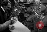 Immagine di Infermieri militari e soldati Francia, 1918, secondo 23 filmato di repertorio 65675050989