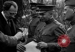 Immagine di Infermieri militari e soldati Francia, 1918, secondo 24 filmato di repertorio 65675050989