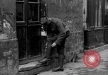 Standbild Soldaten Frankreich, 1918, aus Sekunde 13 historischem Filmmaterial Videoclip 65675050992