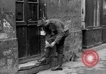 Standbild Soldaten Frankreich, 1918, aus Sekunde 19 historischem Filmmaterial Videoclip 65675050992