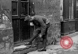Standbild Soldaten Frankreich, 1918, aus Sekunde 23 historischem Filmmaterial Videoclip 65675050992