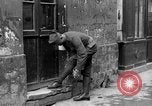 Standbild Soldaten Frankreich, 1918, aus Sekunde 28 historischem Filmmaterial Videoclip 65675050992