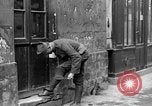 Standbild Soldaten Frankreich, 1918, aus Sekunde 41 historischem Filmmaterial Videoclip 65675050992