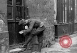 Standbild Soldaten Frankreich, 1918, aus Sekunde 47 historischem Filmmaterial Videoclip 65675050992