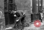 Standbild Soldaten Frankreich, 1918, aus Sekunde 55 historischem Filmmaterial Videoclip 65675050992