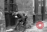 Standbild Soldaten Frankreich, 1918, aus Sekunde 58 historischem Filmmaterial Videoclip 65675050992