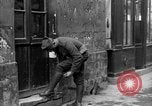 Standbild Soldaten Frankreich, 1918, aus Sekunde 59 historischem Filmmaterial Videoclip 65675050992