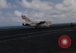 Standbild USS Ranger South China Sea, 1968, aus Sekunde 11 historischem Filmmaterial Videoclip 65675051012