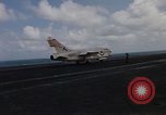 Standbild USS Ranger South China Sea, 1968, aus Sekunde 13 historischem Filmmaterial Videoclip 65675051012