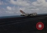 Standbild USS Ranger South China Sea, 1968, aus Sekunde 17 historischem Filmmaterial Videoclip 65675051012