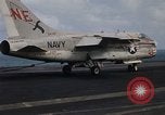 Standbild USS Ranger South China Sea, 1968, aus Sekunde 29 historischem Filmmaterial Videoclip 65675051012