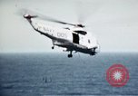 Image USS Ranger sud de la mer de Chine du Sud, 1970, de la seconde 4 séquences d'archives historiques vidéo 65675051022
