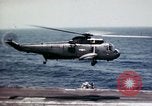 Image USS Ranger sud de la mer de Chine du Sud, 1970, de la seconde 8 séquences d'archives historiques vidéo 65675051022