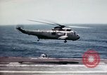 Image USS Ranger sud de la mer de Chine du Sud, 1970, de la seconde 9 séquences d'archives historiques vidéo 65675051022