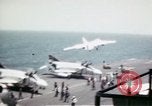 Image USS Ranger sud de la mer de Chine du Sud, 1970, de la seconde 19 séquences d'archives historiques vidéo 65675051022