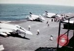 Image USS Ranger sud de la mer de Chine du Sud, 1970, de la seconde 33 séquences d'archives historiques vidéo 65675051022