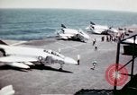 Image USS Ranger sud de la mer de Chine du Sud, 1970, de la seconde 34 séquences d'archives historiques vidéo 65675051022