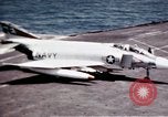 Image USS Ranger sud de la mer de Chine du Sud, 1970, de la seconde 51 séquences d'archives historiques vidéo 65675051022