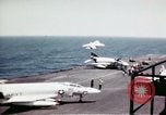 Image USS Ranger sud de la mer de Chine du Sud, 1970, de la seconde 53 séquences d'archives historiques vidéo 65675051022