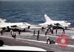 Image USS Ranger sud de la mer de Chine du Sud, 1970, de la seconde 55 séquences d'archives historiques vidéo 65675051022