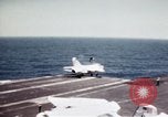 Standbild USS Ranger South China Sea, 1970, aus Sekunde 7 historischem Filmmaterial Videoclip 65675051023