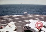 Standbild USS Ranger South China Sea, 1970, aus Sekunde 16 historischem Filmmaterial Videoclip 65675051023