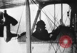 Standbild deutsche Pilot europäische Theater, 1918, aus Sekunde 46 historischem Filmmaterial Videoclip 65675051025