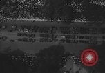 Standbild amerikanische Soldaten Parade in Paris nach Ersten Weltkrieg  Paris Frankreich, 1919, aus Sekunde 6 historischem Filmmaterial Videoclip 65675051031