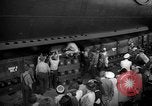 Standbild Einleitung der SS Seawolf SS-197 Kittery Maine USA, 1939, aus Sekunde 11 historischem Filmmaterial Videoclip 65675051085