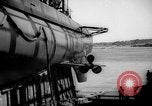 Standbild Start U-Boot USS Searaven SS-196 Kittery Maine USA, 1939, aus Sekunde 46 historischem Filmmaterial Videoclip 65675051086