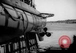 Standbild Start U-Boot USS Searaven SS-196 Kittery Maine USA, 1939, aus Sekunde 47 historischem Filmmaterial Videoclip 65675051086