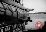Standbild Start U-Boot USS Searaven SS-196 Kittery Maine USA, 1939, aus Sekunde 50 historischem Filmmaterial Videoclip 65675051086